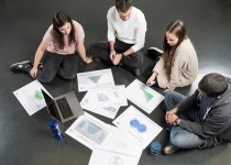 Neben dem praxisorientierten Masterstudiengang „Biomedical Engineering“ starten am KIT auch drei neue Bachelorstudiengänge