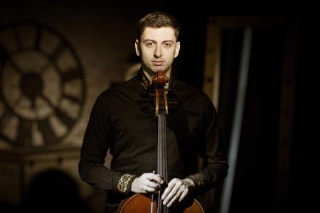 Cellisten Narek Hakhnazaryan (Foto: Evgeny Evtyukhov)