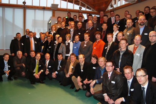 INTHERMO_Gruppenfoto_1_Teilnehmer_HIT_2008.jpg