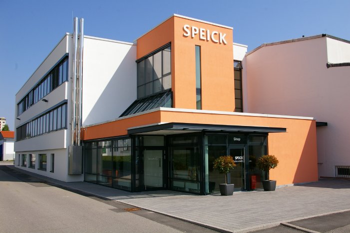 Speick Naturkosmetik Firmengebäude.jpg
