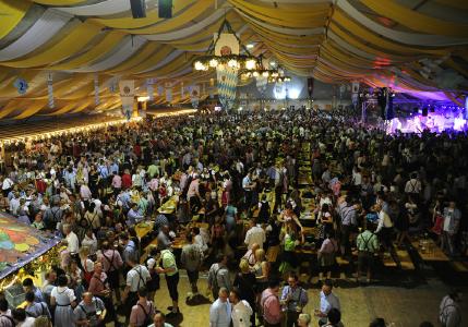Deutsch-Schweizer Oktoberfest Konstanz / Bild: MTK, Oliver Hanser