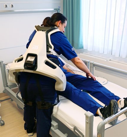 FKI_Exoskelett_BIld 1.jpg