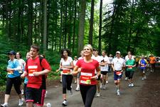 Kräfte mobilisieren für das große Finale: den Zieleinlauf im CHIO-Reitstadion. Foto: ad.letics.