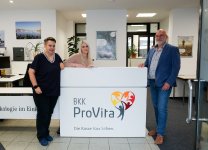 Die Mitarbeiterinnen und Mitarbeiter der BKK ProVita im Service-Center Hannover freuen sich auf den Besuch von Versicherten und Interessierten.