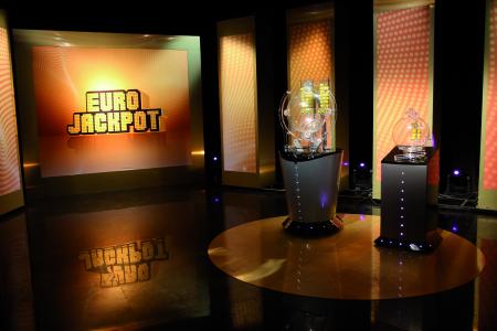 Wie an jedem Freitag, fand auch am Nikolaustag (6. Dezember) die Ziehung der Lotterie Eurojackpot statt. Für einen finnischen Eurojackpot-Spielteilnehmer gab es eine besonders große Überraschung in Höhe von 23,5 Millionen Euro / Bild: WestLotto