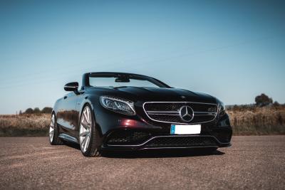 Starkes Luxus-Cabrio mit feinem Schuhwerk - Deville am Mercedes-AMG S 63