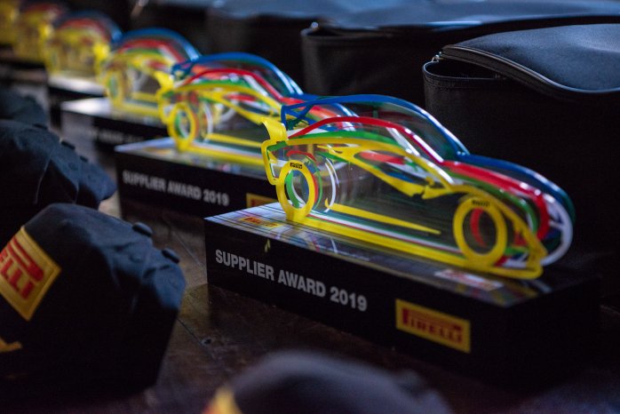 2-Pirelli_Supplier_Award_2019.jpg