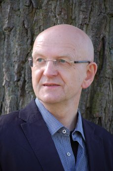 Uni Paderborn - Prof. Dr. Heiner Gembris.jpg