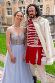 Quellenkönigin 2026 Lea Söder (c) Bayer. Staatsbad Bad Kissingen GmbH_Foto Nina Pereira Santo (1.jpg