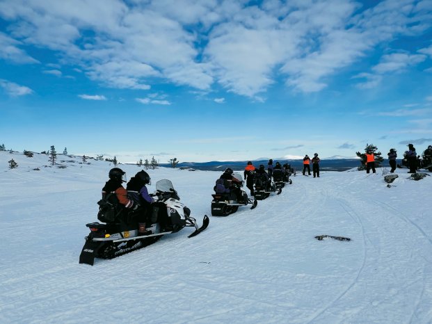 FINNLAND - Schneemobilsafari ┬⌐ Karawane.jpg