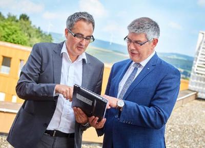 Krankenhaus-Dach wird saniert (Foto: Schneider)