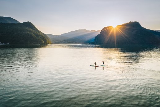 Web Version-Stand up paddle, Figino-Lugano Region-Milo Zanecchia.jpg