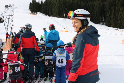 Los gehts zum Liftfahren - Skischule Frey Haslach © Allgäu GmbH.png