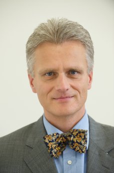 VorstandZÄKSH-Dr.RolandKaden.jpg