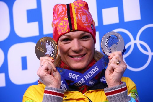 Maria_Höfl_Riesch_Olympiasiegerin.jpg
