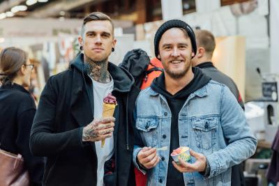 veganes Eis auf dem Heldenmarkt