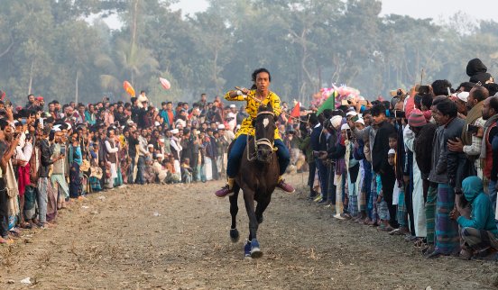 CEWE_Photo_Award_2023_Fotograf_Sultan_Ahmed_Niloy_Titel_Tasmina_the_Horse_Racer_Kategorie_Reise.jpeg