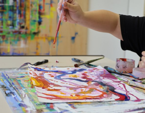 HJW Kunsttherapie.jpg