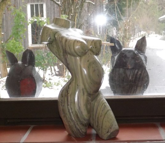 Torso, grüner Serpentin.JPG