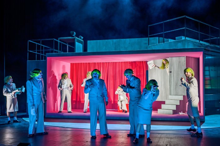 Die letzten Tage der Menschheit 1 FotoCandyWelz.jpg