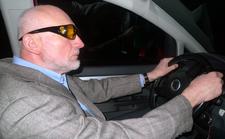 Autofahren im Alter: Günstige Spezialbrille verspricht Hilfestellung