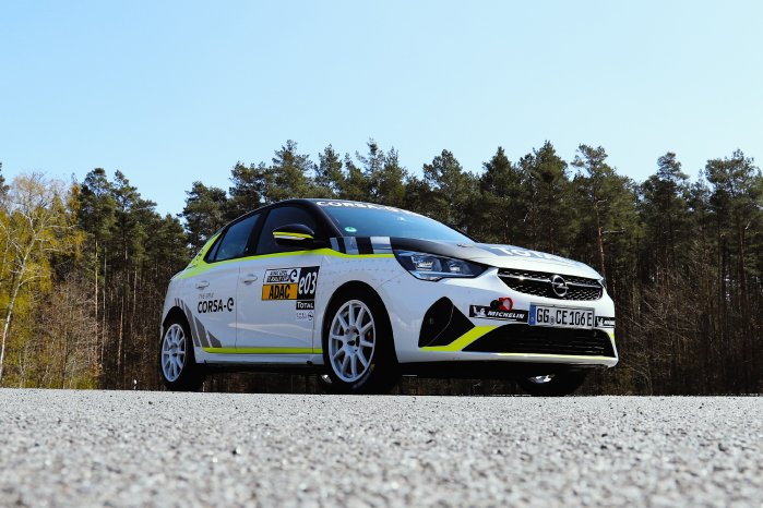 02-Opel-Corsa-e-Rally-515543.jpg