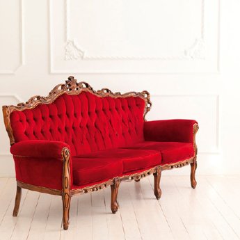 AKTUELLES_Cafe-Boheme-Sofa.jpg