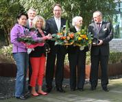 (von links): Vanna Vean, Bürgermeister Benno Lensdorf, Sonja von Barany, Ernst Butz (Vorstandsvorsitzender Novitas BKK), Veronika Plogmann, Dr. Harald Obendiek (Verwaltungsratsvorsitzender Novitas BKK)