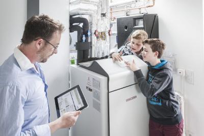 Heizungstausch mit Wärmepumpe, © Wärme+/Stiebel Eltron