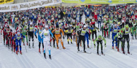 Audienz_im_Maerchenschloss_Ammergauer_Alpen_GmbH_Magnus_Oesth.jpg