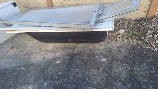 Motorräder und Schrottautos Verschrottung beim Schrotthändler Dinslaken.jpg