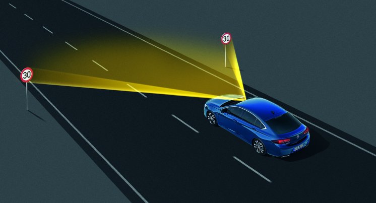 Opel-Insignia-Traffic-Sign-Assistant-510059.jpg