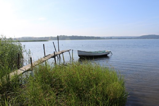 Seenlandschaft auf der Halbinsel Mönchgut.JPG