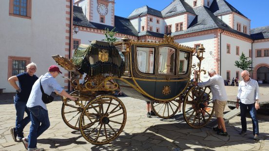 asl_schloss-augustusburg_galawagen-1876-77_transport_foto-ASL-Schlossbetriebe-gGmbH_Oliver-Löser.jpg