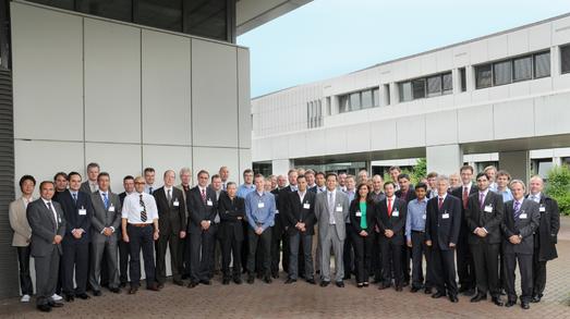 Zur Abschlussveranstaltung des EU-Projekts IMVITER trafen sich rund 50 Experten aus der Fahrzeugindustrie, Typzulassung, Gesetzgebung und Simulation am 19. Juni 2012 in der Bundesanstalt für Straßenwesen in Bergisch Gladbach (Foto: BASt).