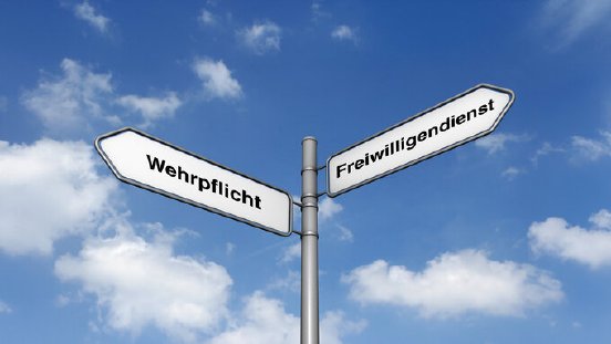 csm_Gesetzesentwurf-freiwilligendienst-Wehrdienst_stock.adobe.com_endrille_b2dbaef9fa.jpg
