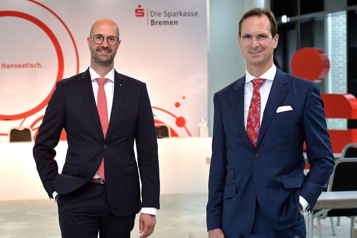 20210701-Pressegespräch Sparkasse Bremen Firmenkundenvorstand Klaus Windheuser und Dr Tim Nesema.JPG