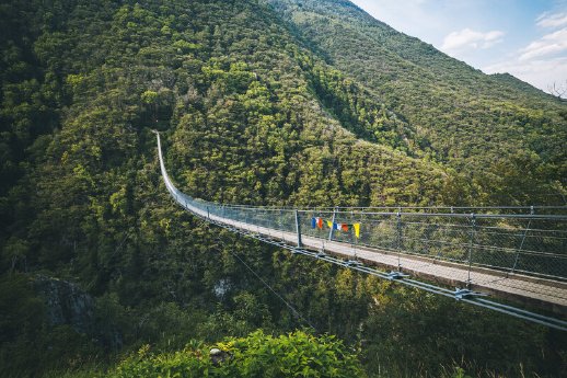 Ponte Tibetano Carasc.jpg