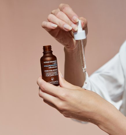 Hyaluronserum_16-2.jpg