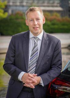 Ian Hucker: Managing Director Peugeot, Citroën, DS Automobiles in der Schweiz und Österreich