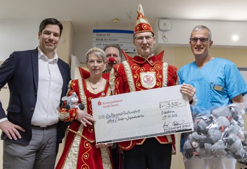 Spende KSK Prinzenpaar 04.jpg