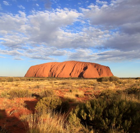 uluru019_copyright Parks Australia.jpg