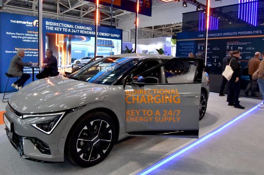 Bidirectional_Charging_The_smarter_E_Europe_2025.jpg