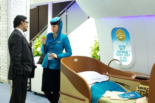 Der 'Beste Business Class Sitz der Welt' von Oman Air.JPG