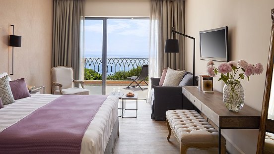 Nido_Junior Suite Sea View.jpg