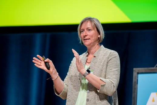 Prof. Dr. Sandra Venghaus.jpg