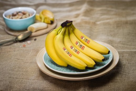 tegut... fairbindet Bananen nun in demeter Qualität.jpg