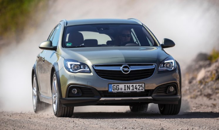 Opel-Insignia-Country-Tourer-287545-medium.jpg