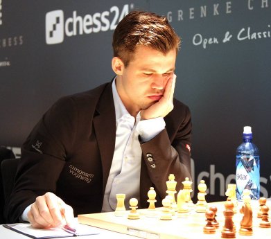 GRENKE Chess Classic 2019 Magnus Carlsen 5-2019_04_29_Souleidis.JPG
