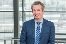 Prof. Dr. Dogu Teber geht auf die Diagnostik und Therapie des Prostatakarzinoms ein. Bildquelle: Markus Kümmerle, Städtisches Klinikum Karlsruhe